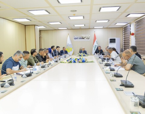 Oil Exploration Company Holds Its Periodic Meeting of Seismic Crews’ Heads..