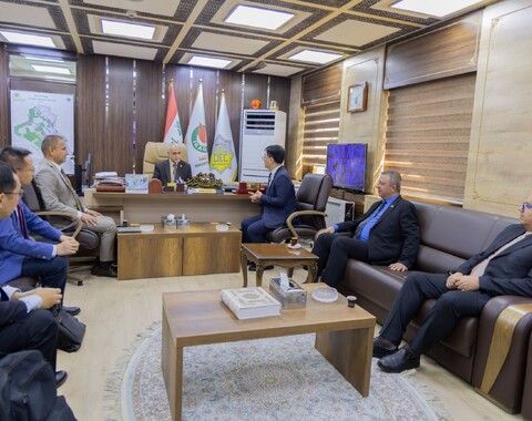 The Director General of Oil Exploration Company receives a delegation of the Chinese Al-Qarnain Company
