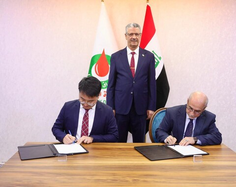 Under the auspices of the Deputy Prime Minister for Energy Affairs and Minister of Oil   Oil Ministry: Signing of a contract for a 2D seismic survey of "Al-Qarnain" exploration block